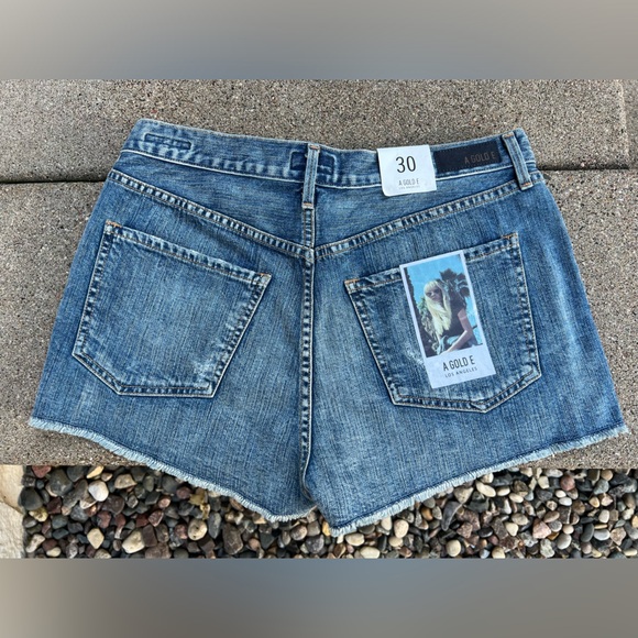 🆕 Agolde Anja High Waist Cut-Off Short | Size 30 | Asheville | A Gold E NEW/NWT - Picture 9 of 17